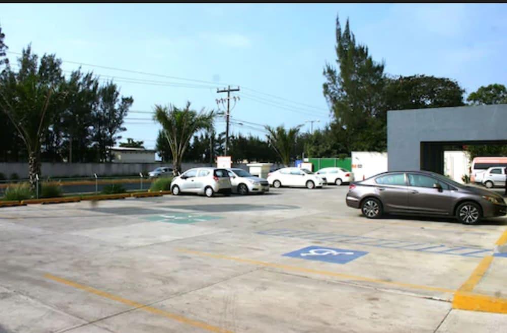 Hotel Urbainn Veracruz Eksteriør bilde